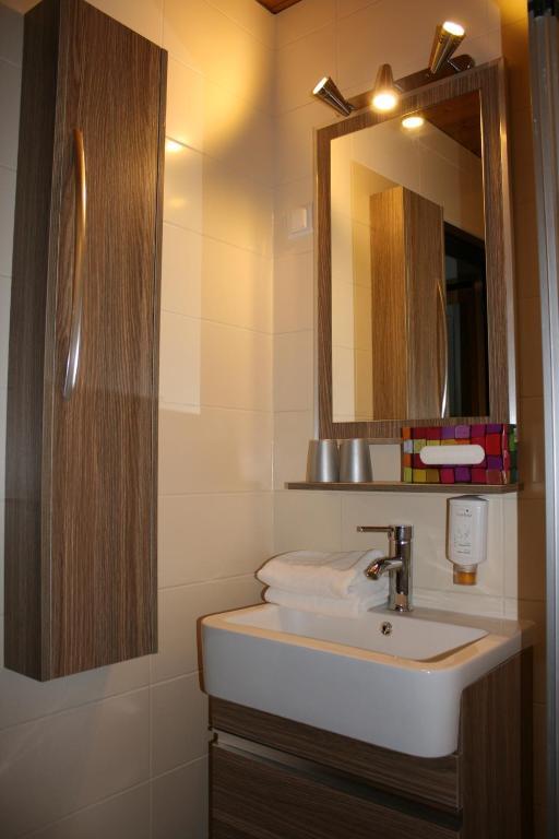 Hotel Lindwurm Бад Гоисерн Номер фото
