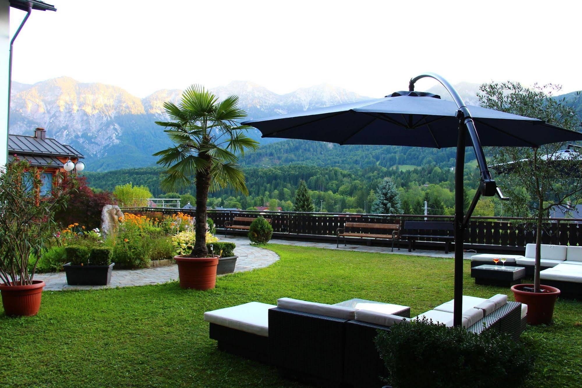 Hotel Lindwurm Бад Гоисерн Экстерьер фото